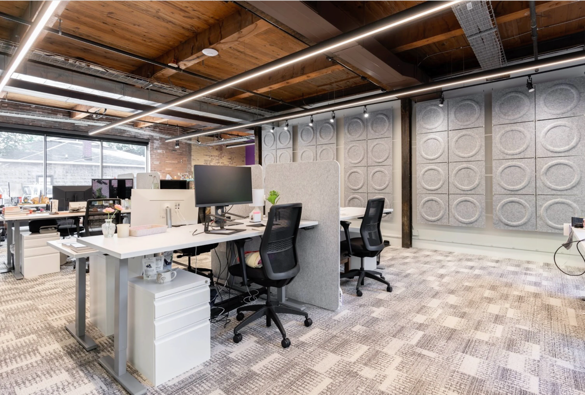 Halo Harmony3D acoustic felt hanging panels in a customer office installation